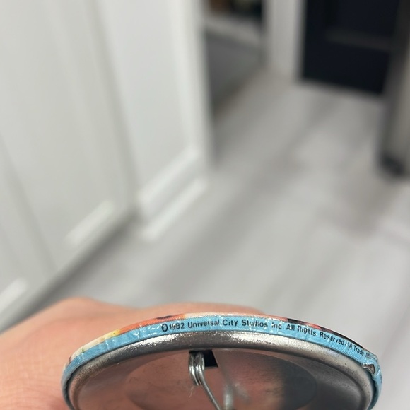 Vintage E.T. Movie Pins - Picture 3 of 10